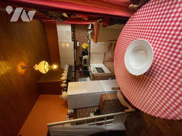 ENSEMBLE IMMOBILIER MITOYEN DES DEUX COTES