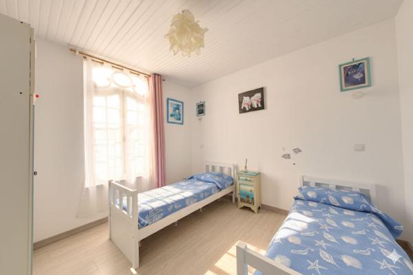 Maison de plain pieds, 147m², 3 chambres + bureau