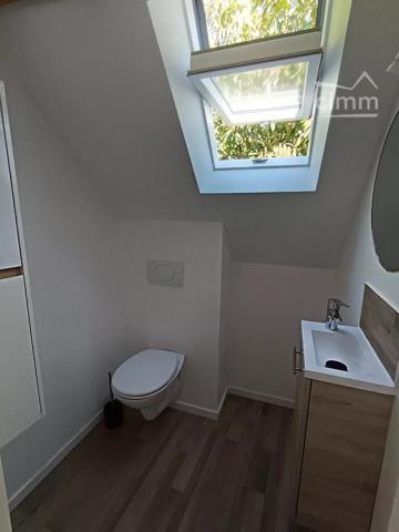 Nous vous proposons à la vente cette jolie maison de 60 m² située sur la commune de Saint-Ouen.