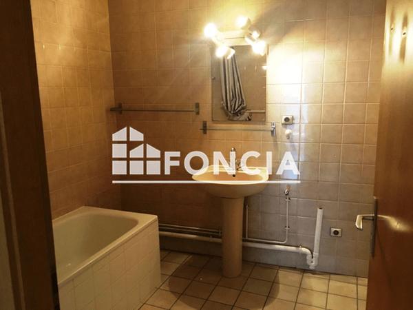 Location Appartement 3 pièces 62.01 m² - 9 RUE DES DENTELLES Strasbourg 67000