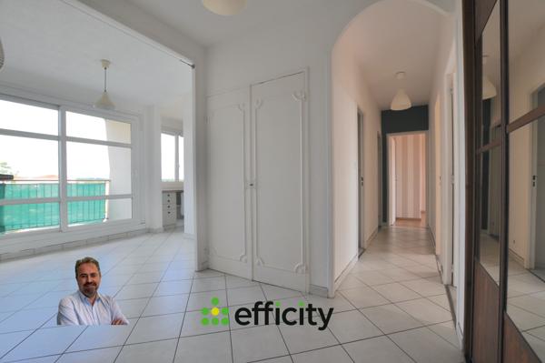 Appartement
         4 pièces
        - 78 m² 165 000 € *