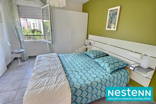 Appartement Meyzieu, residence avec piscine, calme, tram, garage