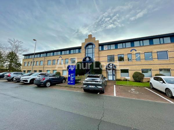 Bureaux à vendre à Villeneuve-d'Ascq rez-de-chaussée accès livraison double entrée