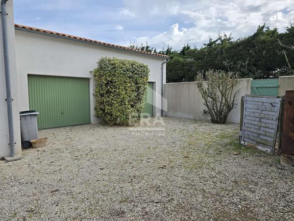 Local commercial Loix 198 m2