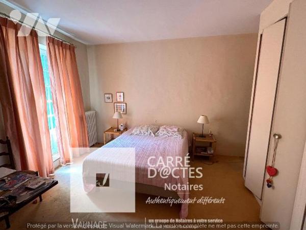 Les notaires associés CARRE d'@CTES VAUNAGE, vous proposent à la vente, cette propriété du 18-è...