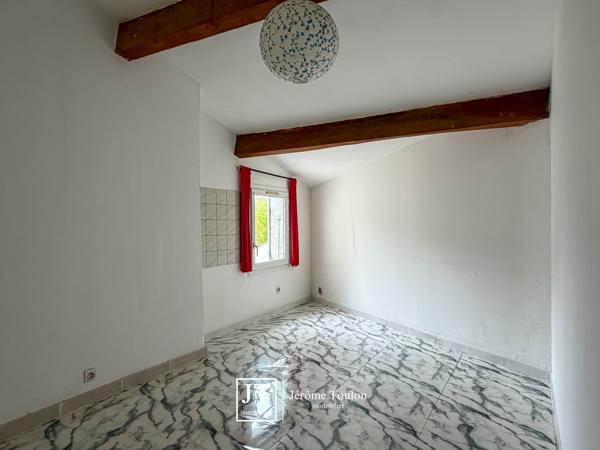 Appartement
                                                                                                                                                                                                                                                                                                                        3 pièce(s)                                                                                                                                                                                                          2 chambre(s)                                                                                                                                                                                                          42  m²