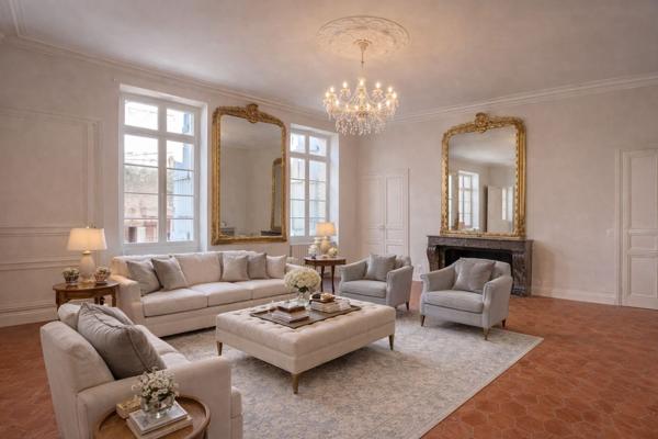 Élégance historique - Appartement 220 m², 1er étage, entre Hôtel de Ville et cathédrale Beziers