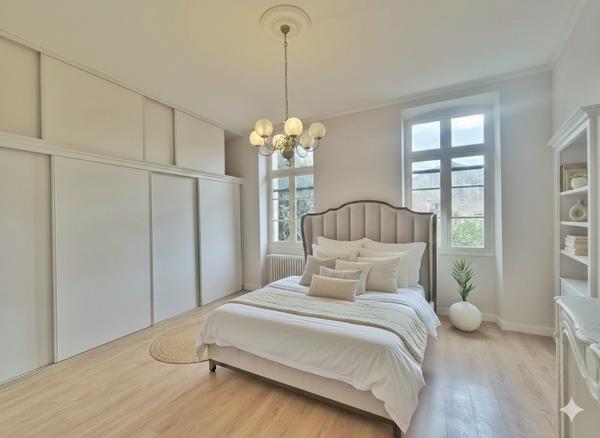 Élégance historique - Appartement 220 m², 1er étage, entre Hôtel de Ville et cathédrale Beziers