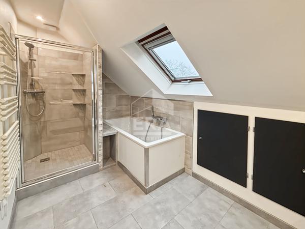 Maison Cesson 5 pièce(s) 110m2 proche commodité