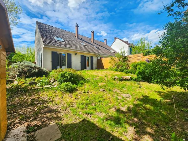 Maison Cesson 5 pièce(s) 110m2 proche commodité