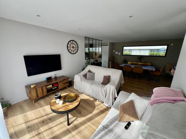 Villa contemporaine T5 132 m2 avec piscine