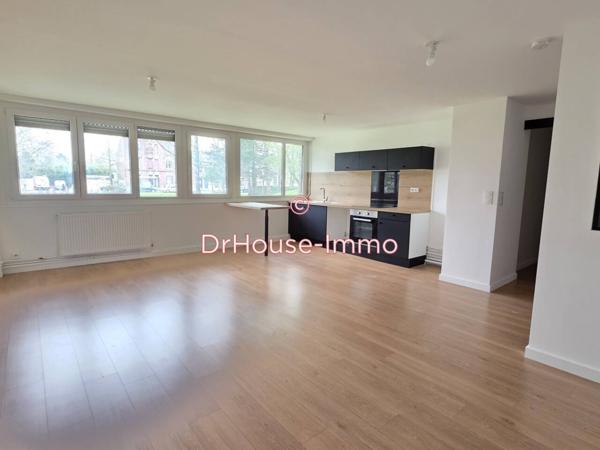 Appartement à louer 3 pièces de 65 m²