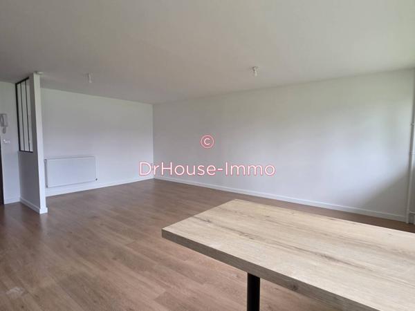 Appartement à louer 3 pièces de 65 m²