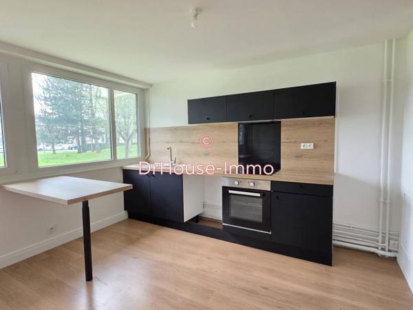 Appartement à louer 3 pièces de 65 m²