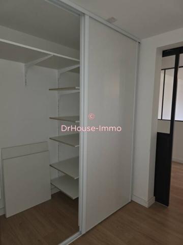 Appartement à louer 3 pièces de 65 m²