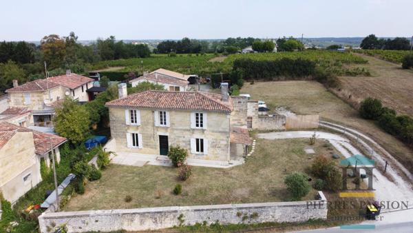 20 minutes de Bordeaux Girondine de 6 pièces avec terrain et dépendances