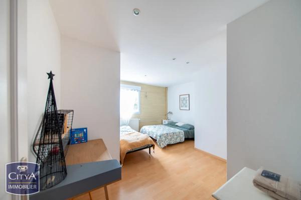 Maison à vendre 8 pièces 332m² Vouneuil-sous-Biard (86580)