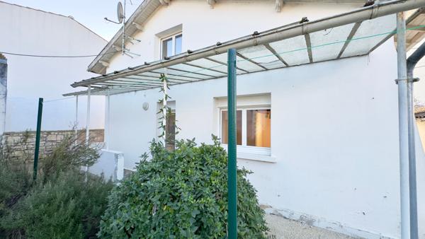 MAISON DE PLAIN-PIED QUARTIER DU HARAS SAINTES