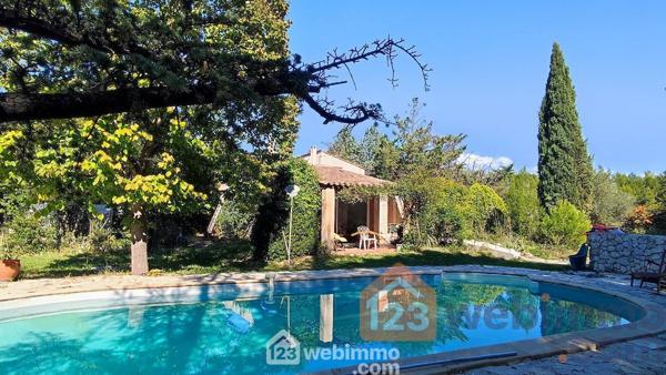 Villas 180 m² à Ventabren 13122