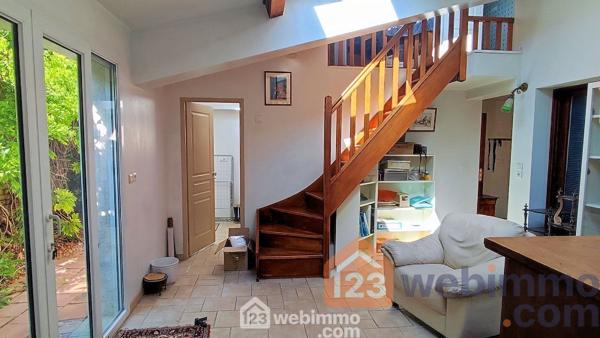Villas 180 m² à Ventabren 13122