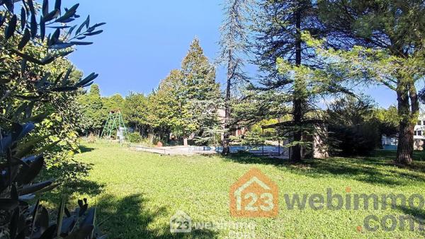 Villas 180 m² à Ventabren 13122