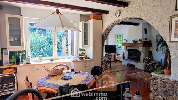 Villas 180 m² à Ventabren 13122