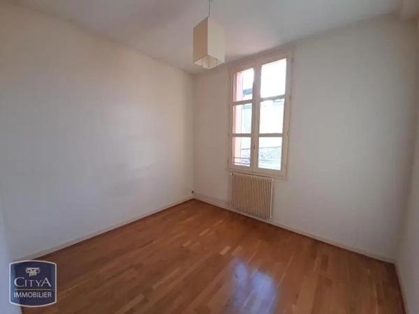 Appartement à louer 2 pièces 50.17m² Dijon (21000)