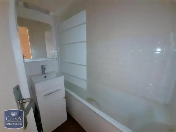 Appartement à louer 2 pièces 50.17m² Dijon (21000)