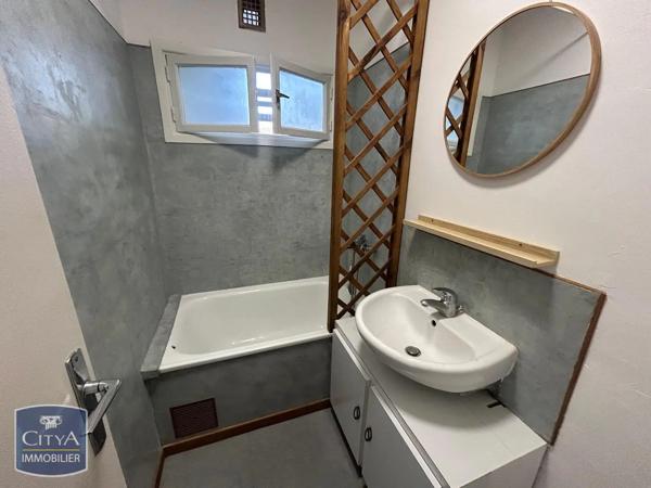 Appartement à louer 4 pièces 65.7m² Lyon (69005)