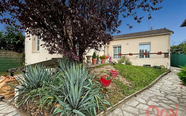 Maison à vendre    5 pièces • 95 m2 Le Blanc-Mesnil