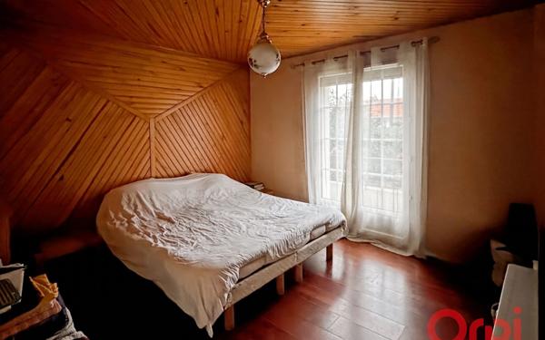 Maison à vendre    5 pièces • 95 m2 Le Blanc-Mesnil