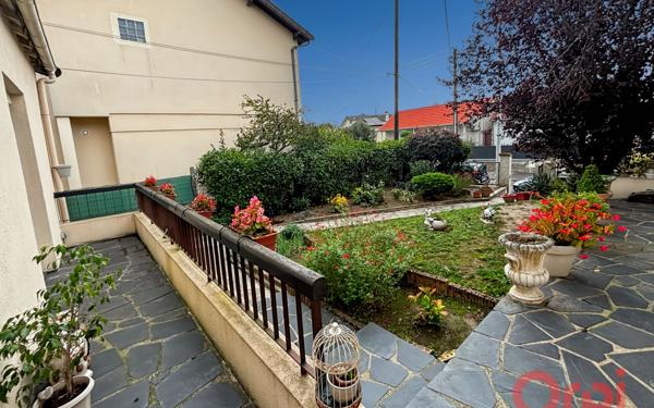 Maison à vendre    5 pièces • 95 m2 Le Blanc-Mesnil