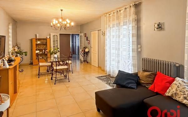 Maison à vendre    5 pièces • 95 m2 Le Blanc-Mesnil