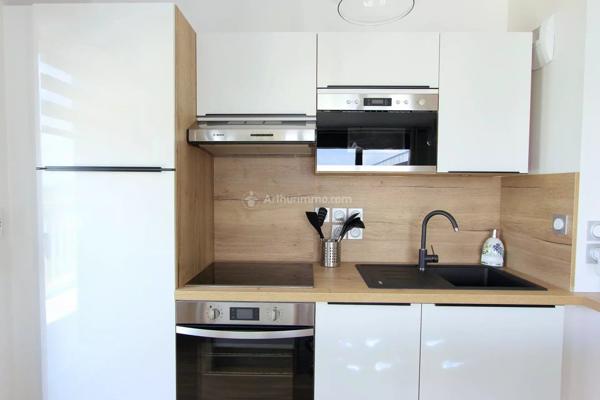 Vente                                                      Appartement
                        
                     3 pièces                      60 m2                     à Montévrain
