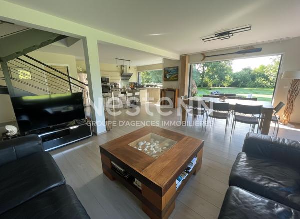 Rare à Elven ! Maison d'architecte 5 chambres avec suite parentale sur terrain de 2 800 m²