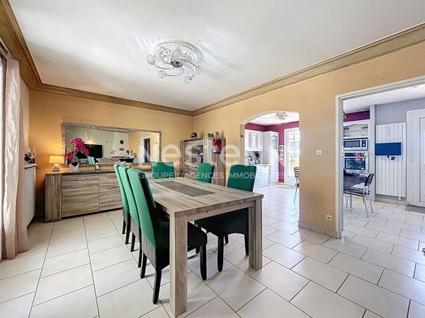 Maison familiale avec sous-sol complet d'environ 145m² - Les Bois d'Anjou