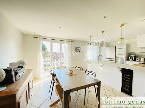 GENAS Appartement T3 de 77m² +terrasse+garage+parking