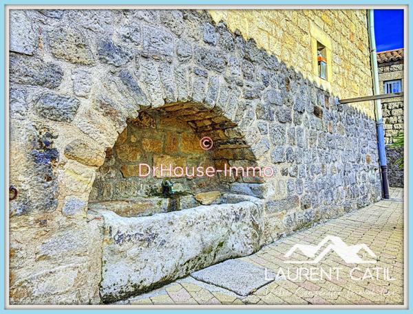 Commerce à vendre 25 pièces de 1 700 m²