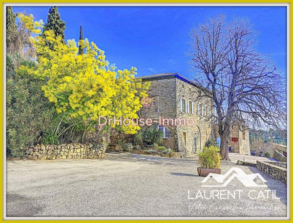 Commerce à vendre 25 pièces de 1 700 m²