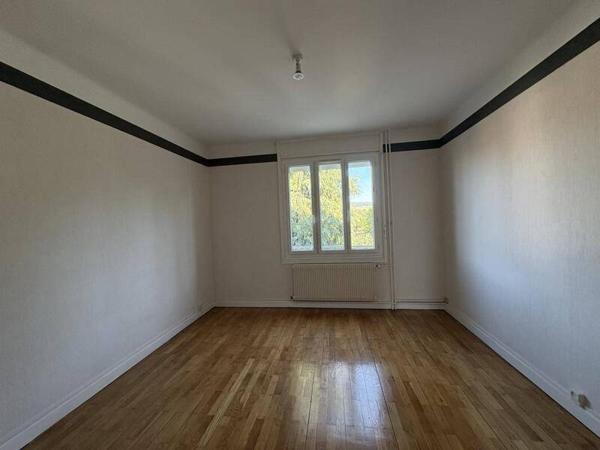 Appartement 3 pièces                                        - 69590 Saint-Symphorien-sur-Coise Réf : 13148