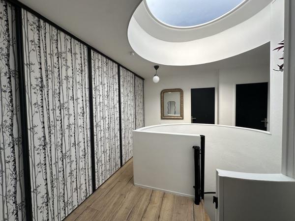 Maison à vendre 339 900 € Élancourt 6 p 120,6 m² DPE D