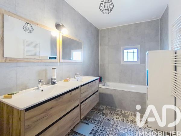 Maison à vendre 4 pièces 111 m² Fresnes