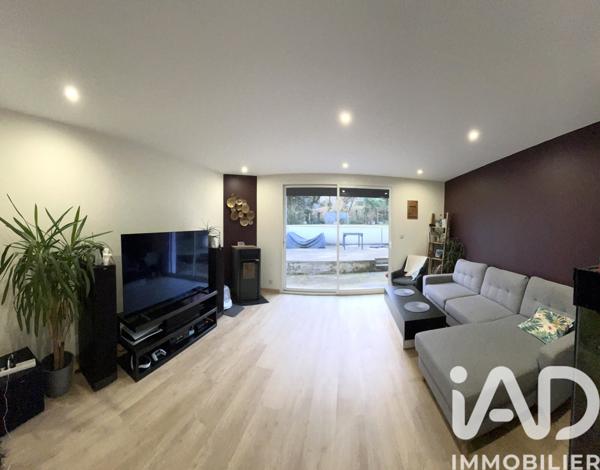 Maison à vendre 5 pièces 106 m² Sarrouilles