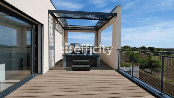 Maison
         5 pièces
        - 150 m² Bien prestige 665 000 € *