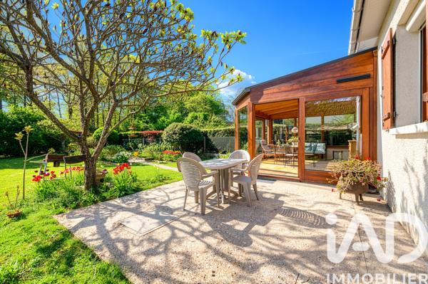 Maison à vendre 7 pièces 122 m² Le Perray-en-Yvelines