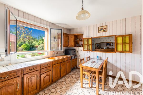 Maison à vendre 7 pièces 122 m² Le Perray-en-Yvelines