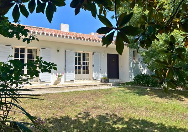 Maison Beauvoir Sur Mer 7 pièce(s) 147 m2