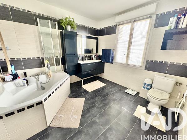 Maison à vendre 5 pièces 136,3 m² Cormeilles-en-Parisis
