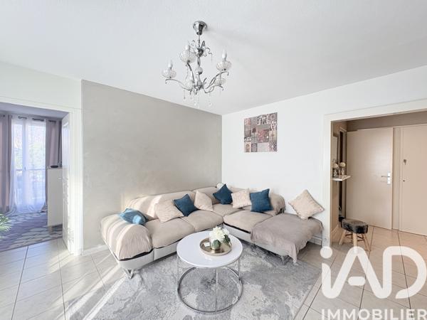 Appartement à vendre 4 pièces 79 m² Marignane