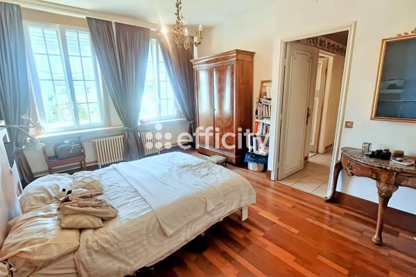 Maison 5 pièces - 168 m² Exclusivité efficity